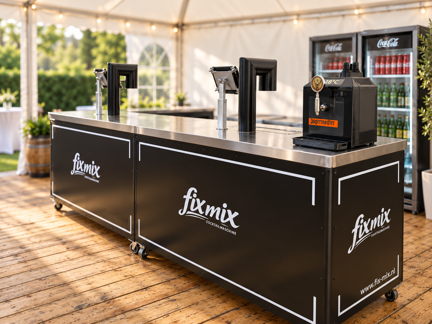 Mobile Fix Mix Cocktailbar bei einer Veranstaltung